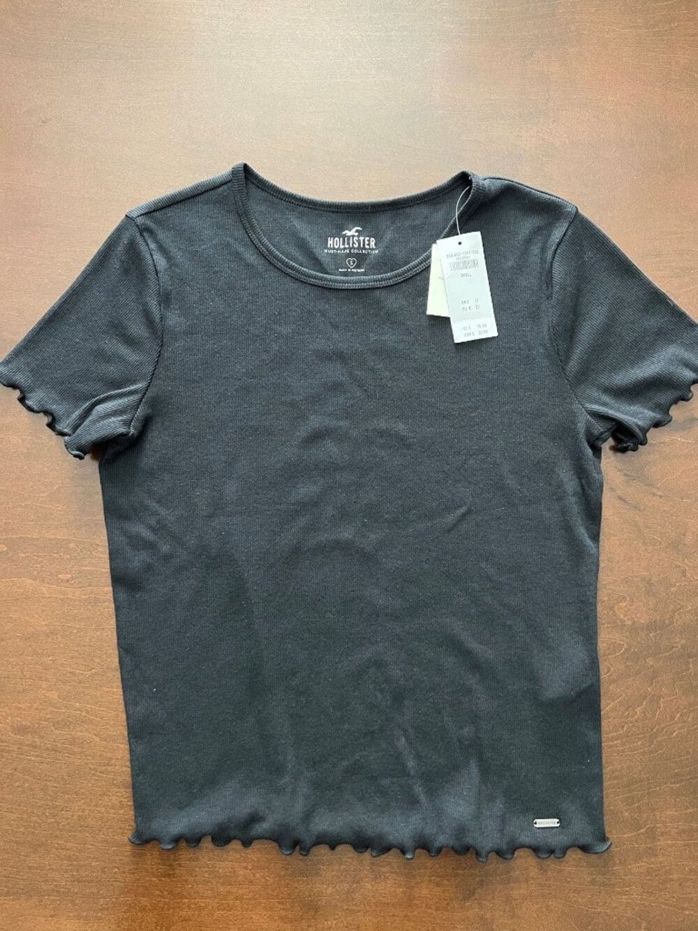 Hollister Lettuce Edge Baby Tee Black